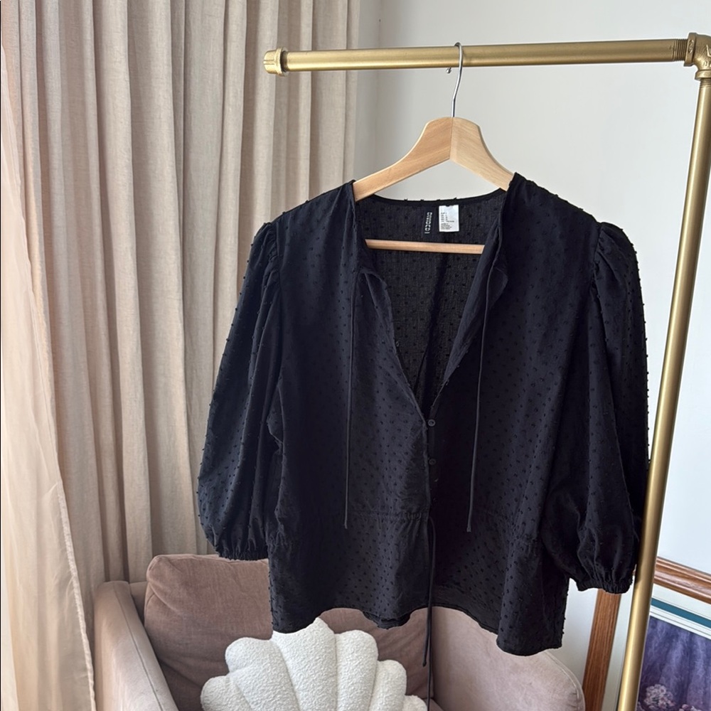 H&M Black Textured Blouse Size L - Picture 5 of 11